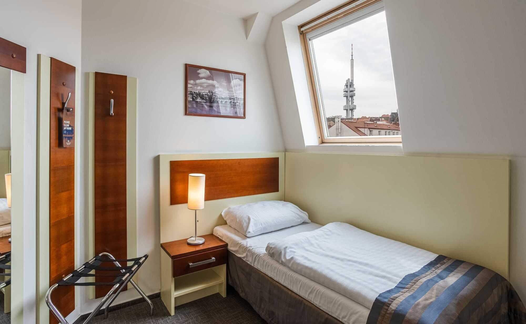 Hotel Gloria Prága Kültér fotó