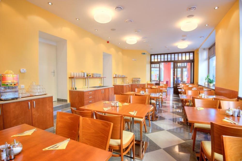 Hotel Gloria Prága Étterem fotó