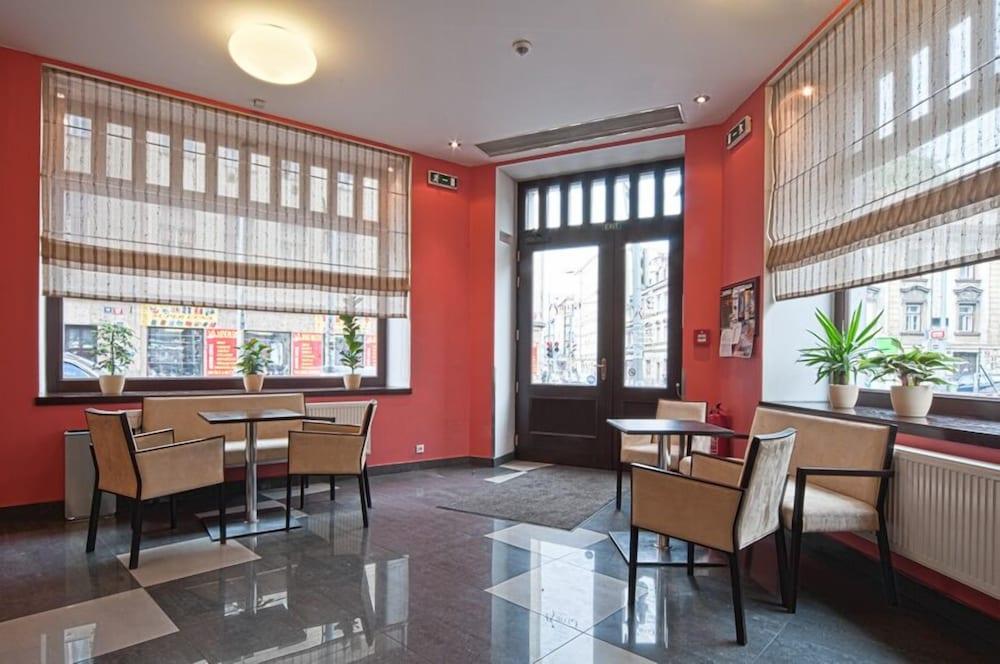Hotel Gloria Prága Kültér fotó
